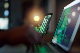 مهم‌ترین دلایل هک گوشی تلفن همراه
