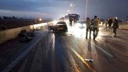 واژگونی آتشین پراید در اتوبان قم - تهران