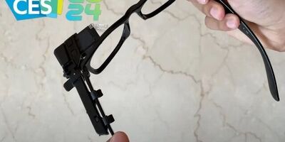 عینکی که دنیای واقعی را زیرنویس می‌کند