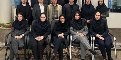 برگزاری نشست هم اندیشی کارکنان و نمایندگان برتر شعبه یزد با مدیرعامل بیمه نوین
