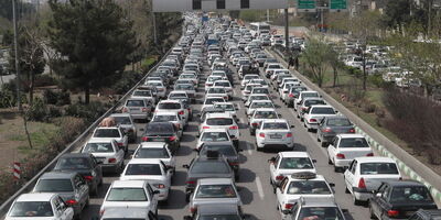 ترافیک در جاده‌های پرتردد کشور/ افزایش محورهای مسدود به‌ دلیل شرایط زمستانی

