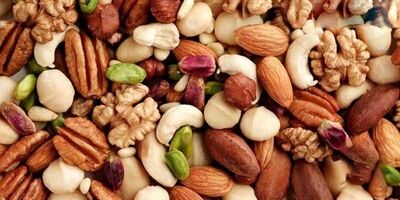 جریمه ۵۲ میلیاردی قاچاقچی بادام خارجی

