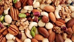 جریمه ۵۲ میلیاردی قاچاقچی بادام خارجی
