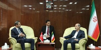 
تبادل برق ایران و ترکیه وارد فاز عملیاتی شد