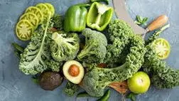 ۱۱ سبزی تیره رنگ و خواص چشمگیر آنها
