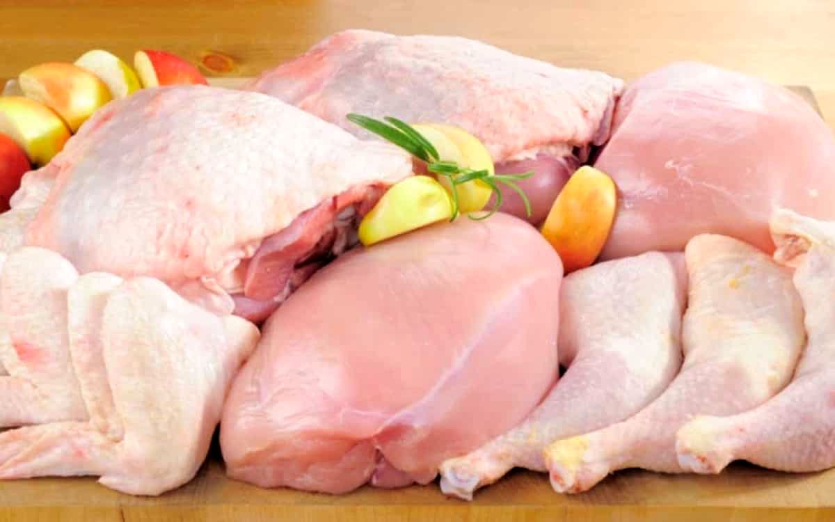 واردات گوشت مرغ از برزیل ممنوع شد