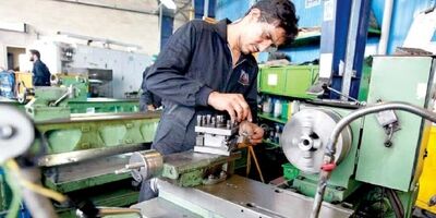 هشدار صنعتگران یزد از احتمال تعطیلی واحدهای تولیدی