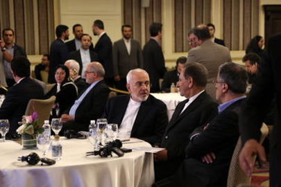 +همایش+هم+اندیشی+نمایندگان+خارجی+مقیم+ایران+و+فعالان+اقتصادی+ (1)