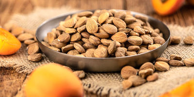 روزی چقدر گلاب بخوریم؟ / این افراد نباید گلاب مصرف کنند