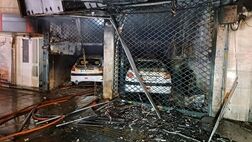سوختن سه خودرو در آتش سوزی یک تعمیرگاه خودرو
