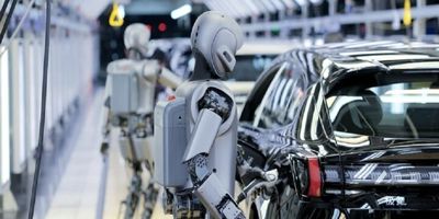 اولین ربات انسان‌نمای فضانورد جهان معرفی شد
