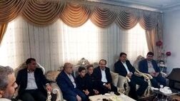 مدیرعامل بیمه آسیا با خانواده مرحوم مهرعلی حسین زاده از کارکنان این شرکت، دیدار کرد
