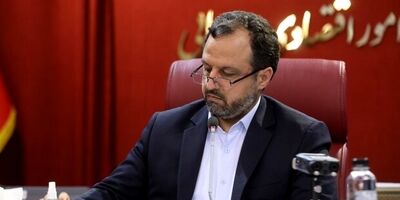 افت ۲ هزار و ۹۲۴ واحدی شاخص بورس
