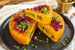 ته چین مرغ و بادمجان مجلسی