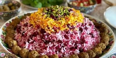 روش تهیه آلبالوپلو با گوشت قلقلی برای سحری

