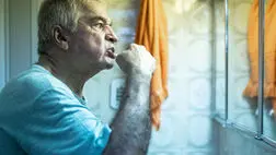 مسواک بزنیم تا ذات الریه نگیریم ؟