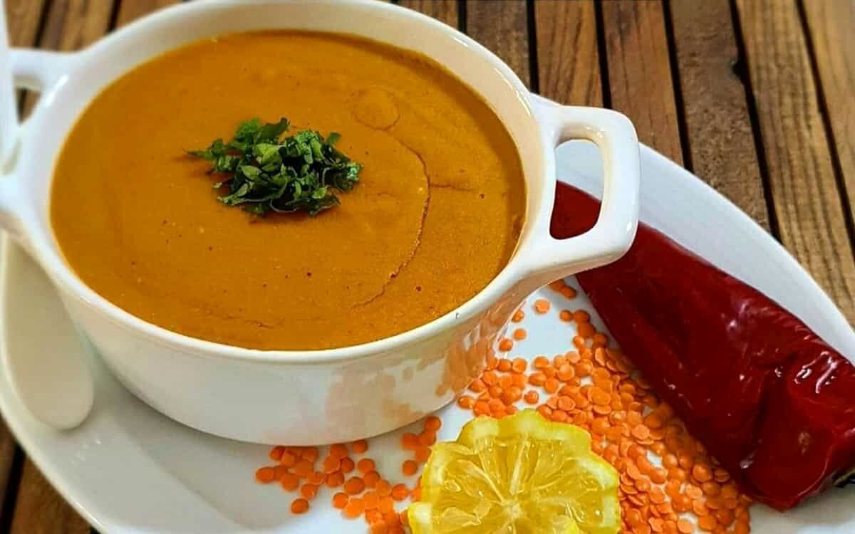 طرز تهیه سوپ عدس : روشی آسان و خوشمزه که همه را شگفت زده می کند
