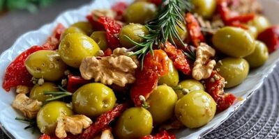 طرز تهیه سالاد زیتون؛ یک پیش‌غذای خوشمزه و متفاوت
