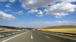 رانندگان عبوری در آزاد راه زنجان تبریز 111 میلیارد تومان عوارض پرداخت کردند