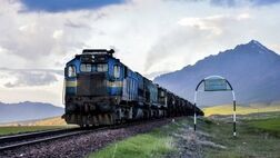چطور برای حمل خودرو بلیت قطار بگیریم؟