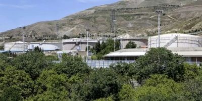 مرگ ۲ کارگر در آتش‌سوزی انبار
