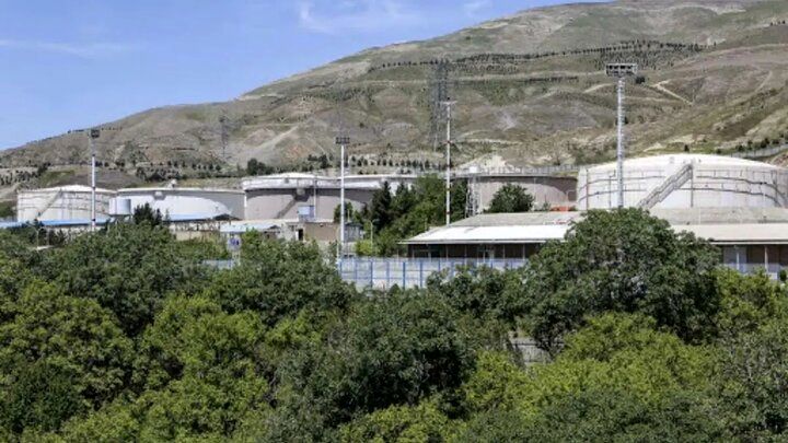 انتشار دود از انبار نفت شهران ناشی از فرآیند جمعآوری ضایعات است