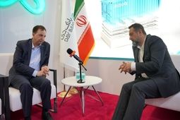 مشتریان بانک دی بزودی تمامی خدمات خودرا بدون حضور درشعبه دریافت می کنند+ فیلم