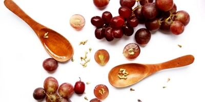 عمر بالای ۱۰۰ سال با استفاده از هسته این میوه!