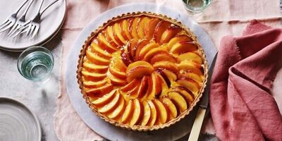  طرز تهیه تارت هلو؛ دسری تابستانی با بافت لطیف 