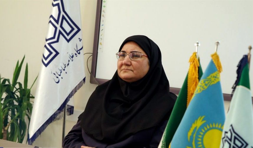 صنعت بیمه در جذب نخبگان نسبت به بانک و بورس عقبتر است