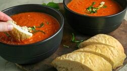 طرز تهیه سوپ فلفل دلمه ای رژیمی
