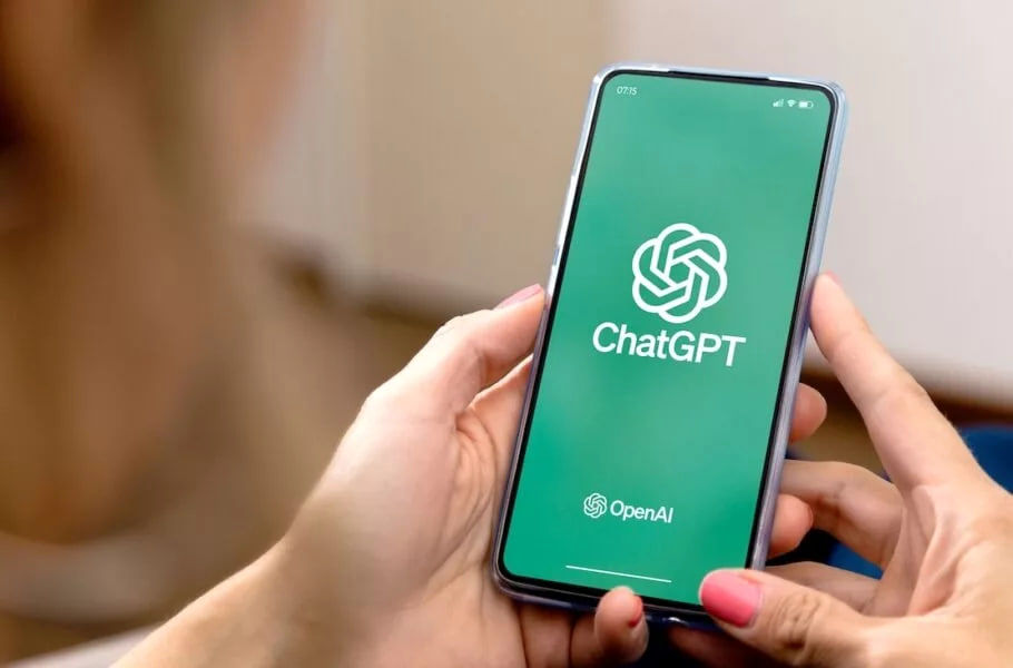 ChatGPT برای نوجوانان امن‌تر می‌شود