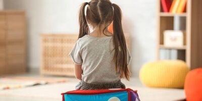 از نشانه های اوتیسم چه می دانید