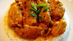 طرز تهیه خورشت مرغ و کاری ؛ غذای خوشمزه هندی
