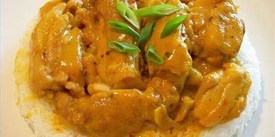 طرز تهیه خورشت مرغ و کاری ؛ غذای خوشمزه هندی
