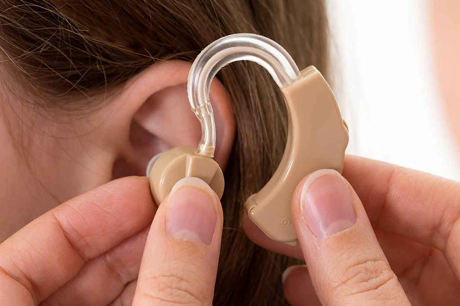 هزینه سمعک با بیمه تامین اجتماعی چقدر است؟ [۱۴۰۴]