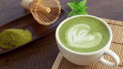 طرز تهیه ماچا لاته اصل به روش کافه ها+ فوت کوزه گری
