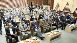 بسیاری از مشاغل به اجبار شبکه‌های اجتماعی  به فعالیت پرداختند