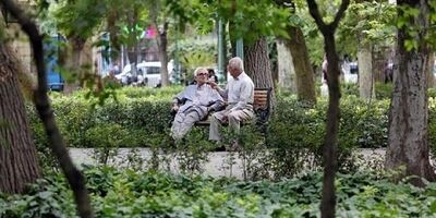 
رفاهیات بازنشستگان شامل کسور نمی‌شود؛ تحقق پرداخت حقوق مبتنی بر عملکرد