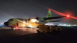 اولین هواپیمای اقلام امدادی از مهرآباد به خوی پرواز کرد