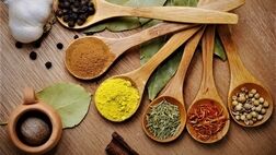 افزودن سبزی‌های معطر  به کاهش فشار خون و سلامت قلب کمک می  کند