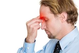 علت درد پشت چشم چیست؟
