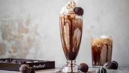 طرز تهیه میلک شیک تیرامیسو با لیدی فینگر 
