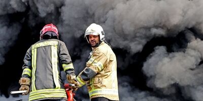 انبار چوب محمد شهر کرج در آتش سوخت