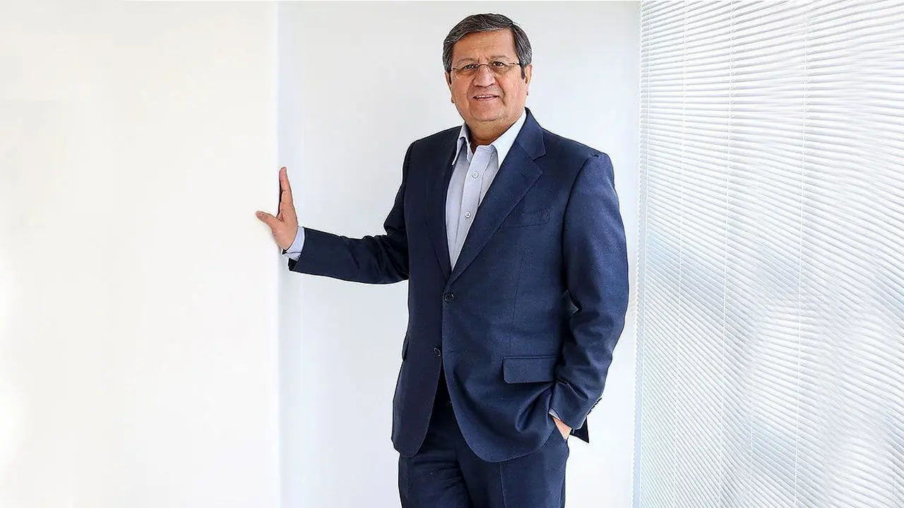 همتی رئیس کل بانک مرکزی شد 