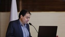 ضرورت مدیریت منابع در شرایط فعلى اقتصادى/ تضمین سلامت ادارى کشور با الکترونیکى شدن خدمات