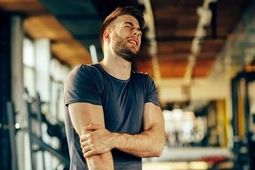 لرزش بدن بعد از ورزش؛ طبیعی است یا نشانه بیماری؟
