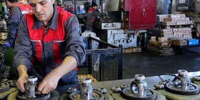 وزارت صنعت برای واردات یک میلیارد دلار کالا مجوز نداد