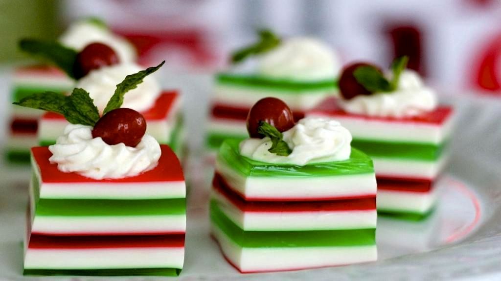 آموزش کامل ژله سه رنگ لیوانی ساده و شیک برای جشن ها