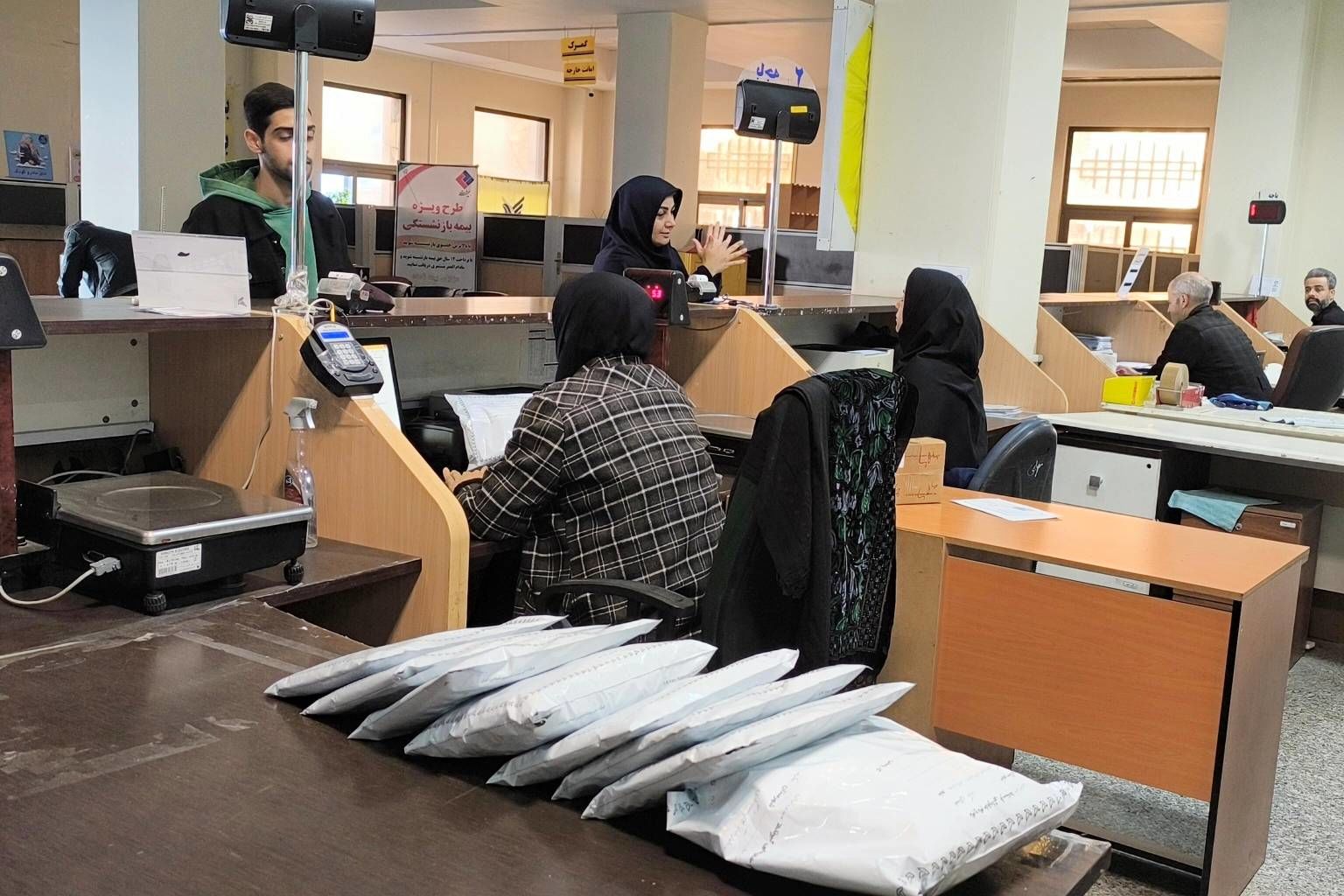 خدمت‌رسانی بی‌وقفه شرکت ملی پست
